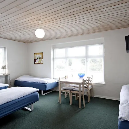 Aparthotel City 2*