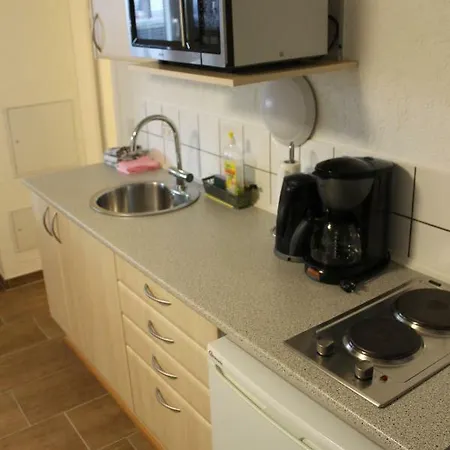 City Aparthotel 2*