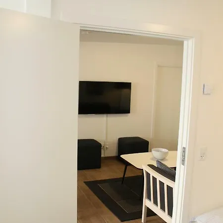 City Aparthotel 2*
