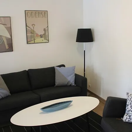 Aparthotel City 2*